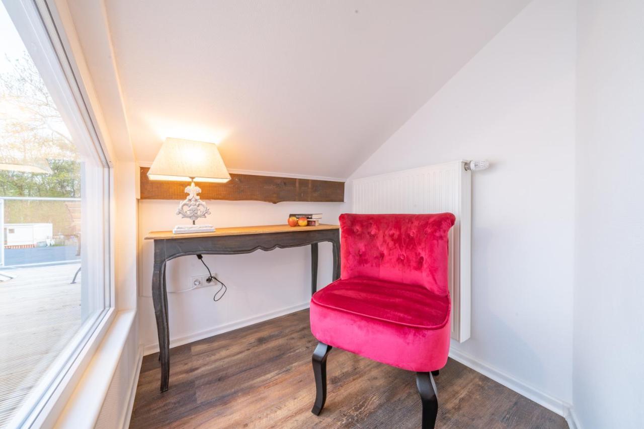 Insellandhotel Michaelsen Боркум Экстерьер фото